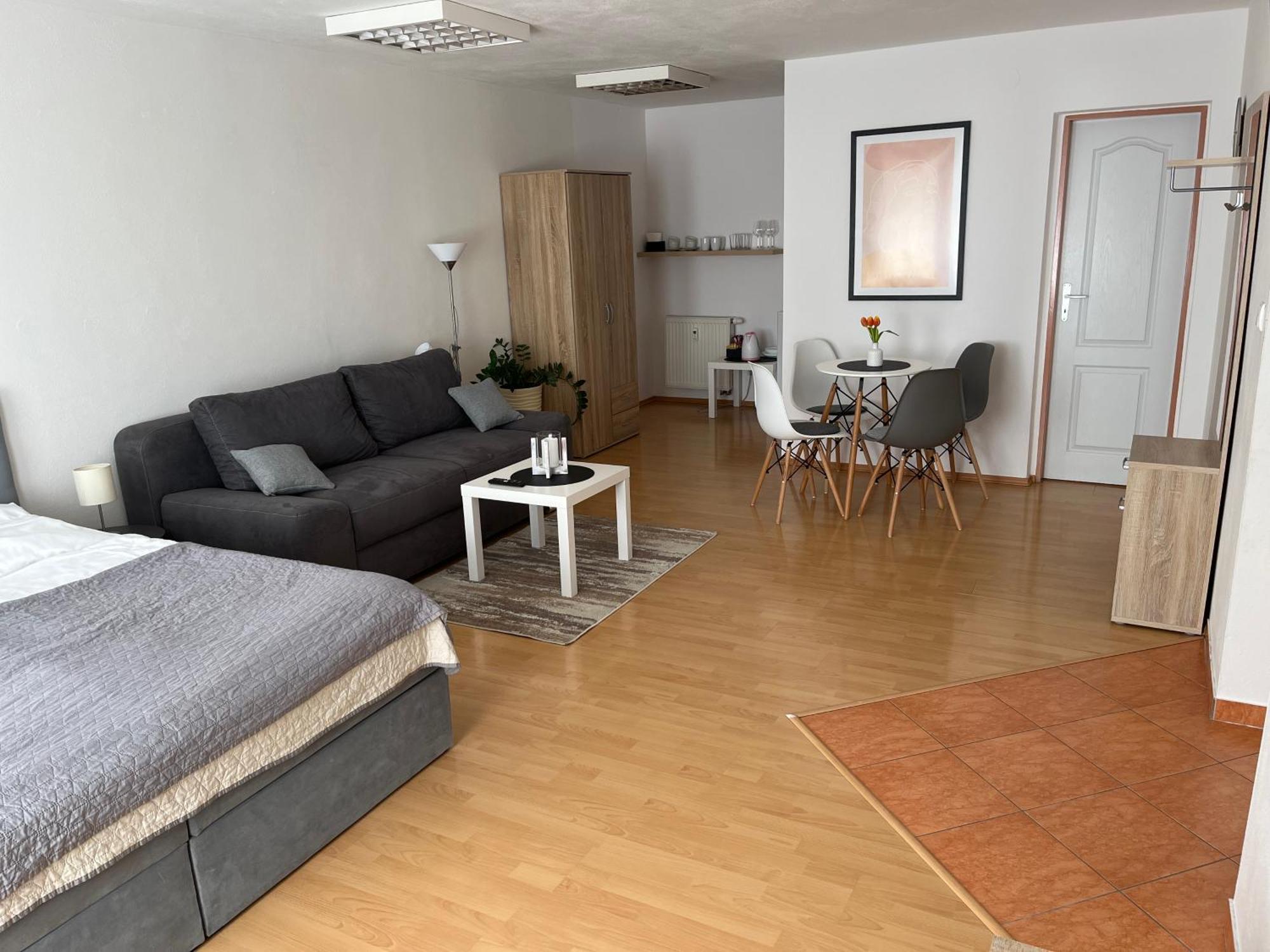 Apartmany V Zlatej Ulicke 波切尼斯 外观 照片