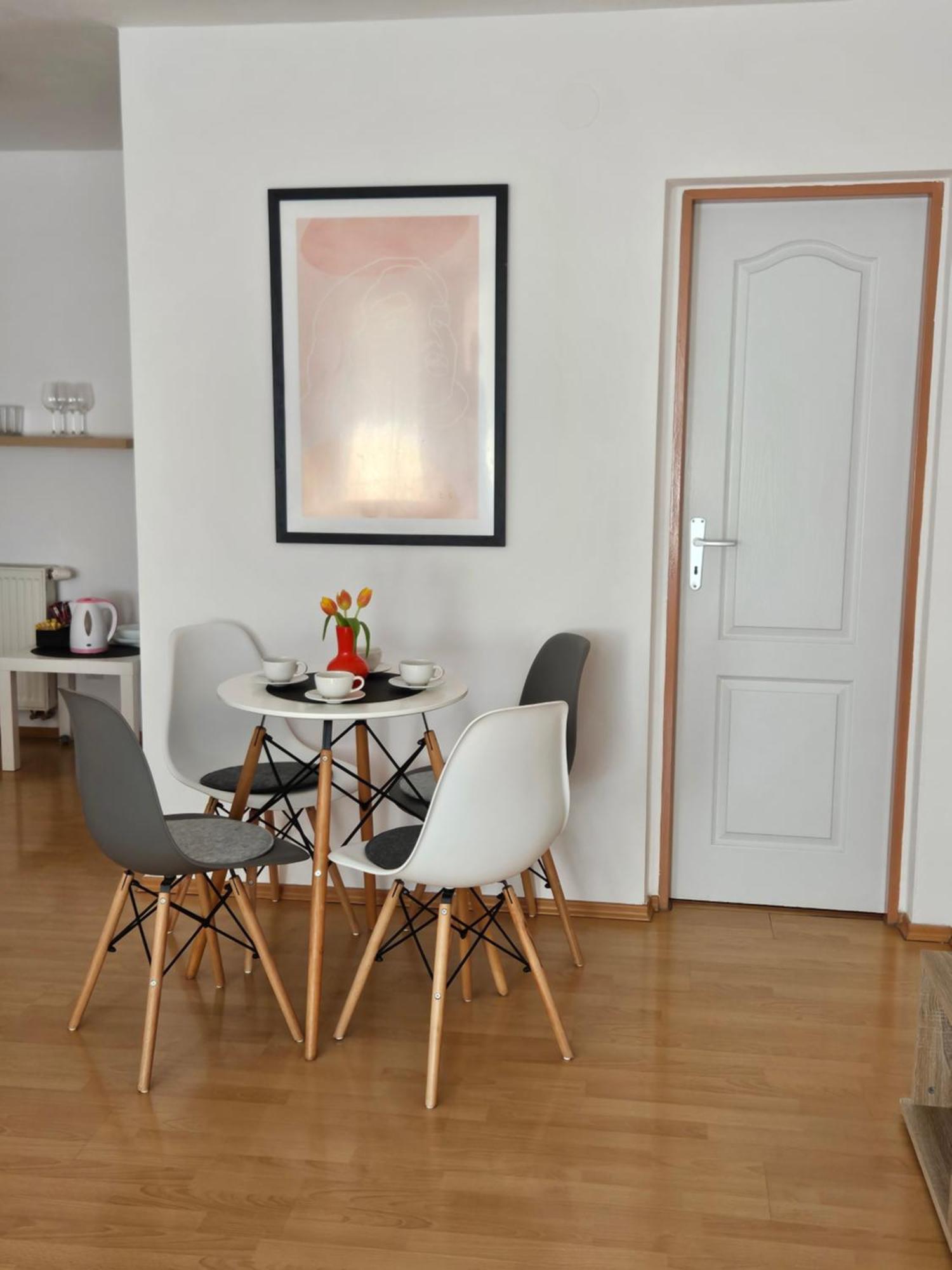 Apartmany V Zlatej Ulicke 波切尼斯 外观 照片