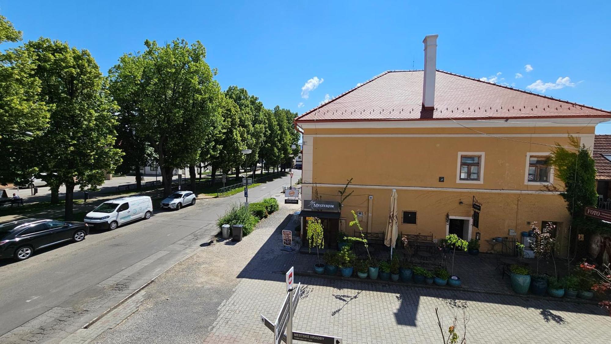 Apartmany V Zlatej Ulicke 波切尼斯 外观 照片