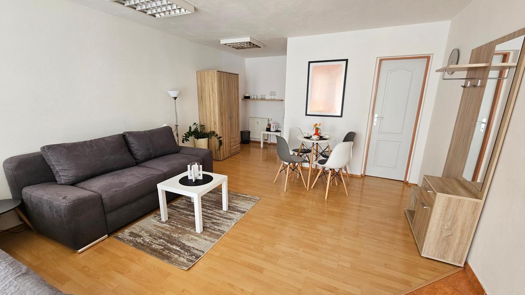 Apartmany V Zlatej Ulicke 波切尼斯 外观 照片