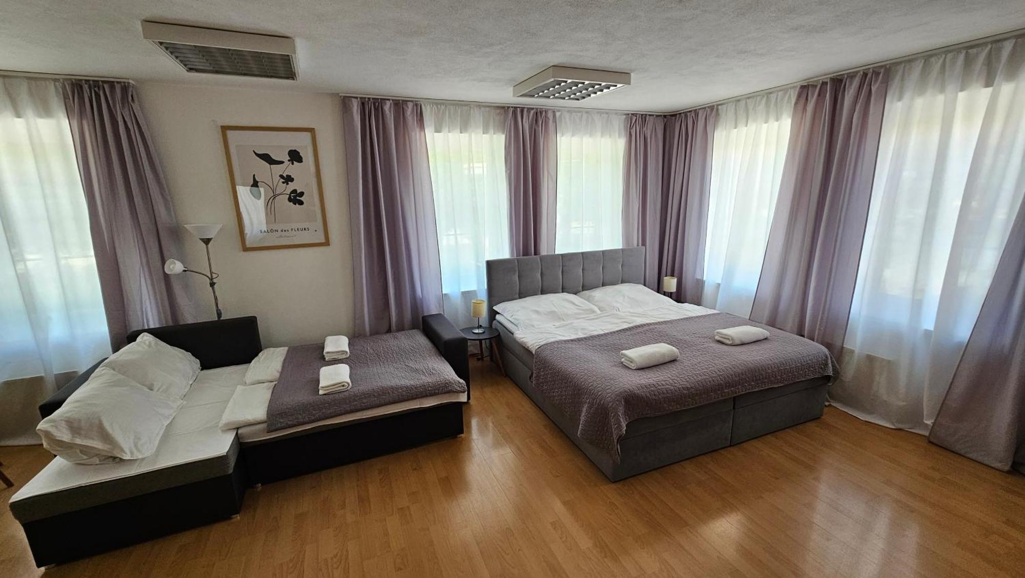 Apartmany V Zlatej Ulicke 波切尼斯 外观 照片