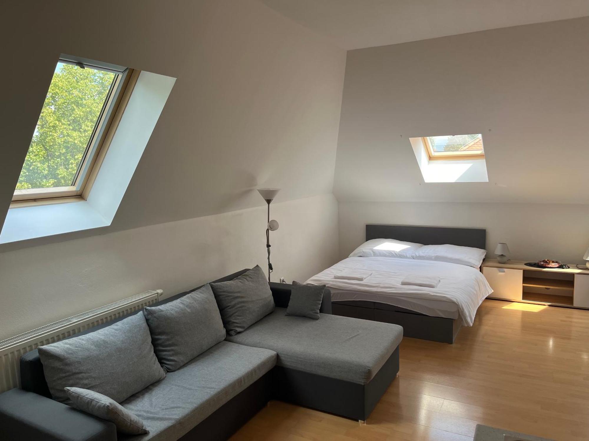 Apartmany V Zlatej Ulicke 波切尼斯 外观 照片