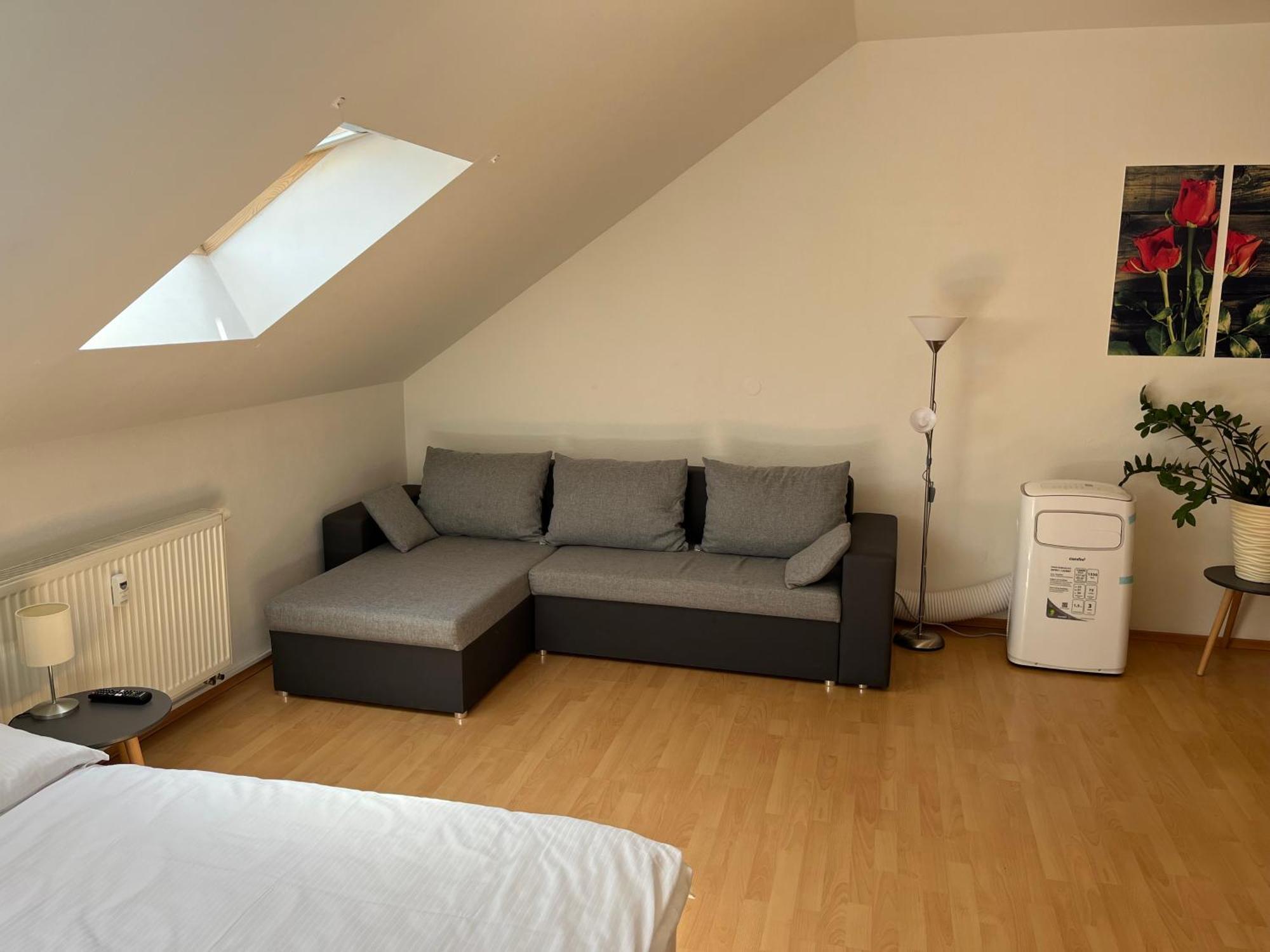 Apartmany V Zlatej Ulicke 波切尼斯 外观 照片